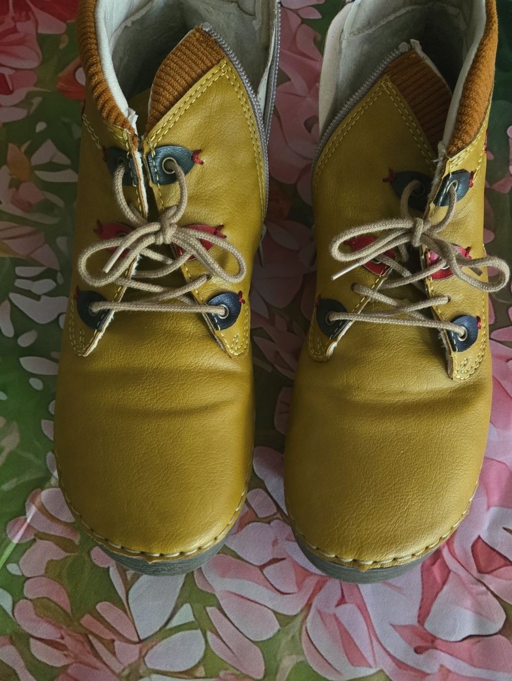 Reiker Yellow Lace-Up Leather Boots